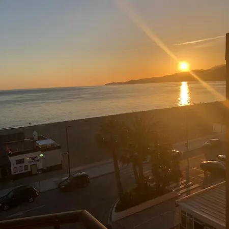 En Primera Línea De Playa * Salobreña